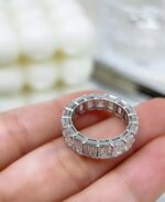 Emerald-Cut Lab-Grown Diamond Eternity Band - 图片 2