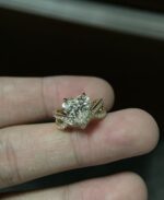 2ct Heart-Cut Lab-Grown Diamond Ring with Pavé Band: D Color, VS1 Clarity in 18K Gold - 图片 2