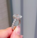 6.33-Carat Cushion-Cut Lab-Grown Diamond Ring: 4-Prong Setting & Half-Pavé Band in 14K White Gold - 图片 3